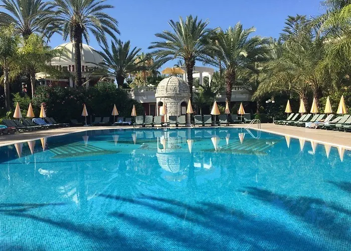 Yetkin فندق كوناكلي